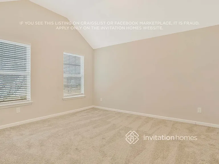 2736 Live Oak Trl — Photo 5