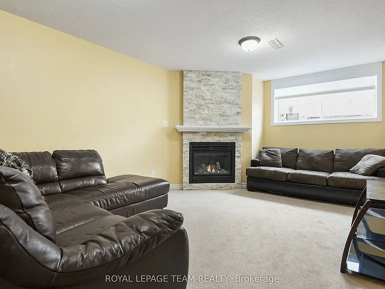 415 Galatina Way — Photo 21