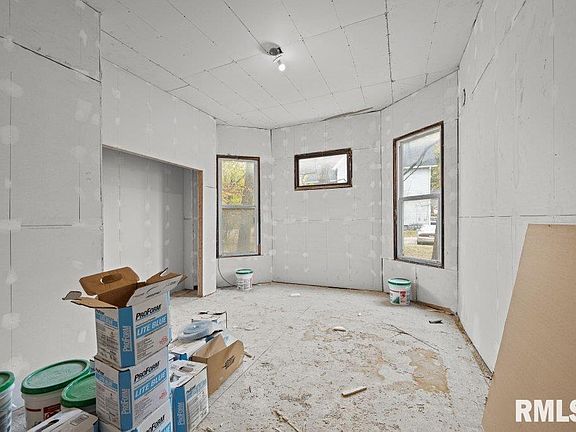 4th image of 513 1/2 30th St