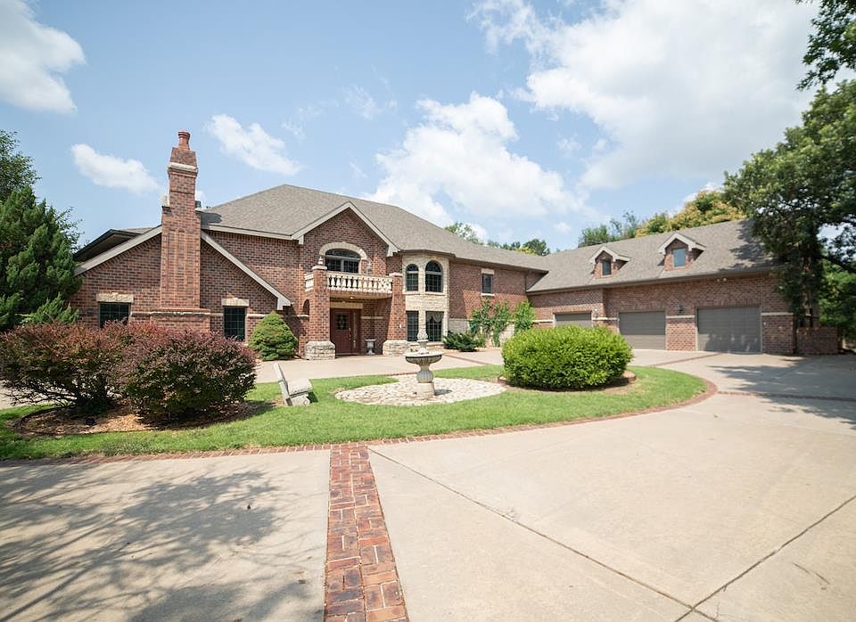 1st image of 539 Uppermill Hgts Dr