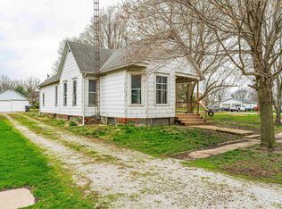 113 N Albert St, Chestnut, IL 62518