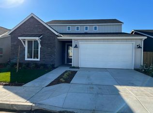 241 N Laverne Ave, Fresno, CA 93727