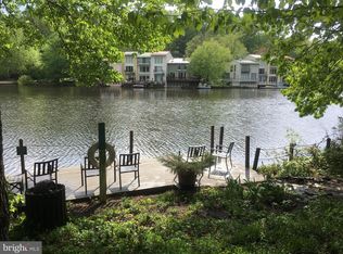 1538 Moorings Dr APT 1B, Reston, VA 20190