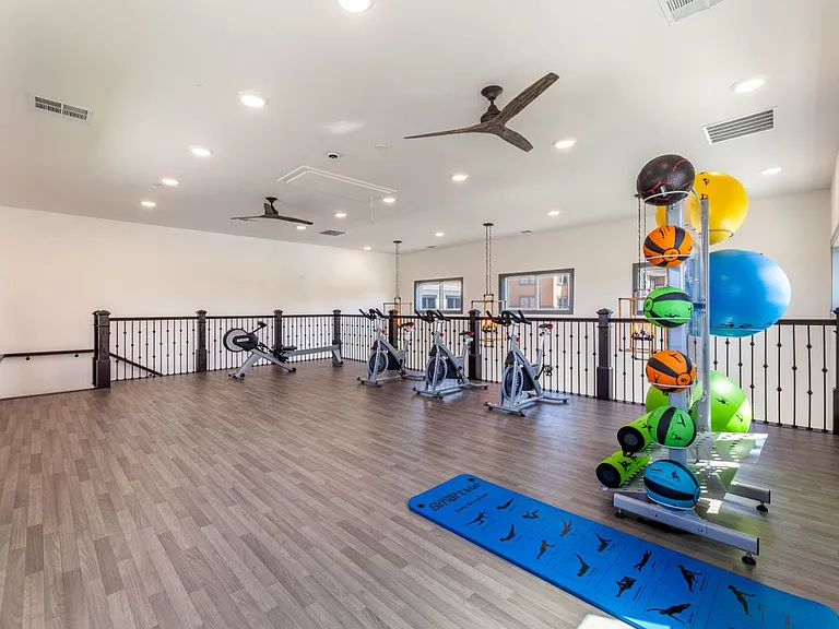 Luxia Grand Prairie — Photo 23