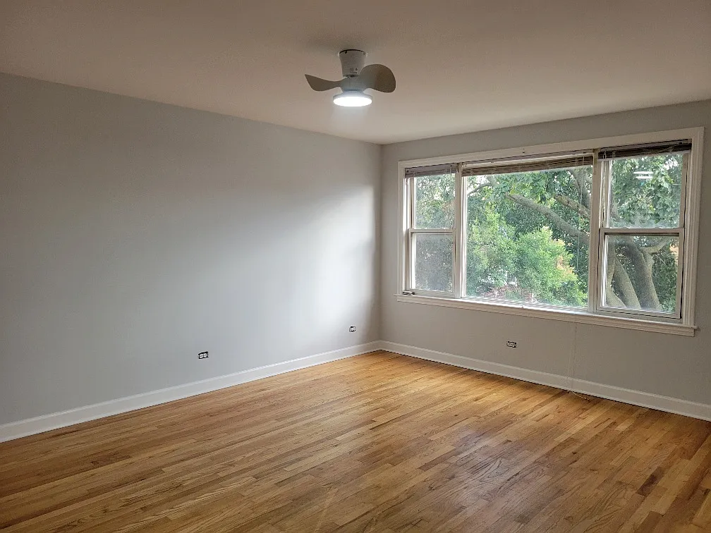 3 bed, $2,200 — Photo 4