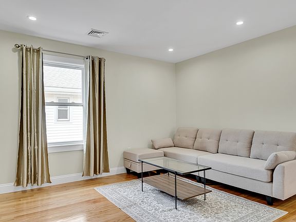 2nd image of 52 Holyoke St Floor 2