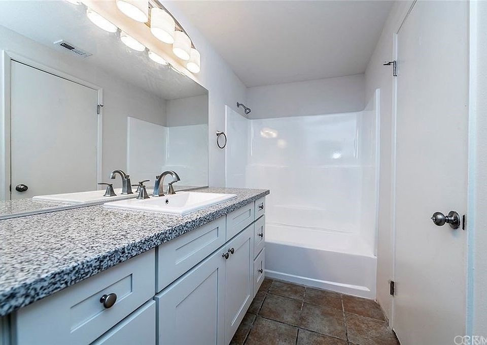 14501 Tupper St UNIT 50, Panorama City, CA 91402 | Zillow