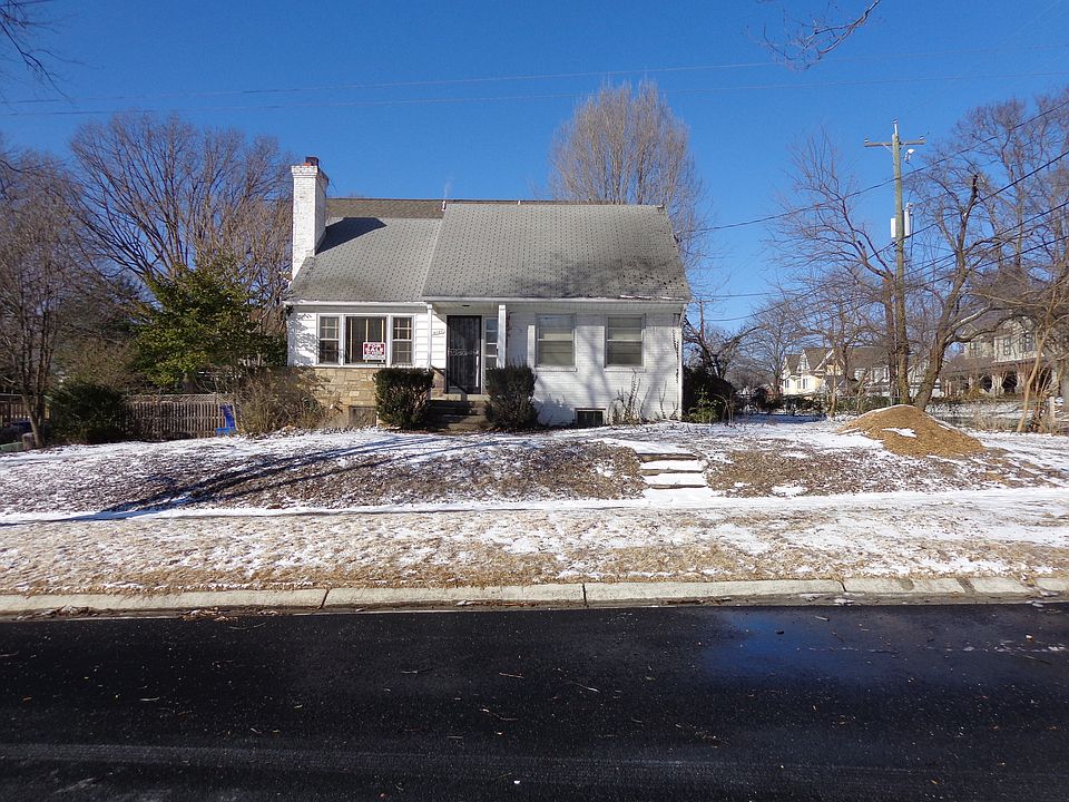 6101 Temple Street, Bethesda