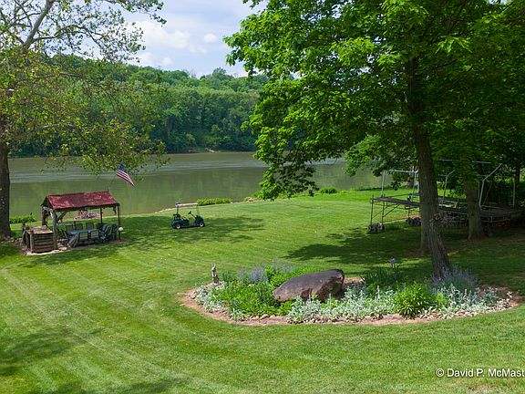 Beautifully landscaped yard