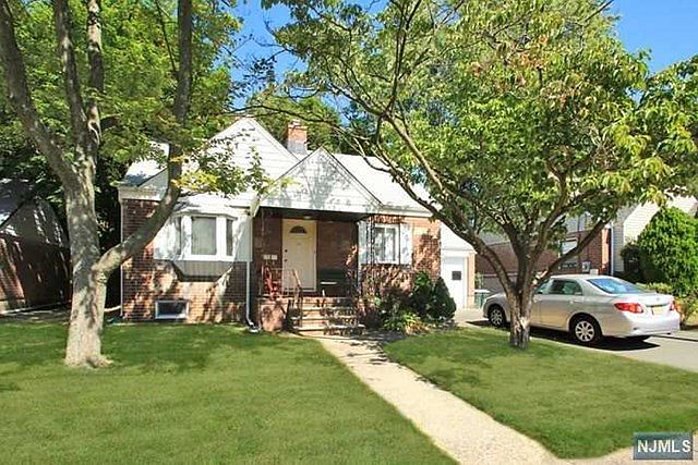 1st image of 7 Vivian Ct #1X