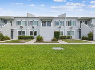4143 Dolphin Dr, Tampa, FL 33617