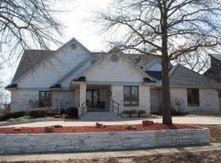 7 Rustic Hills St, Norman, OK 73072