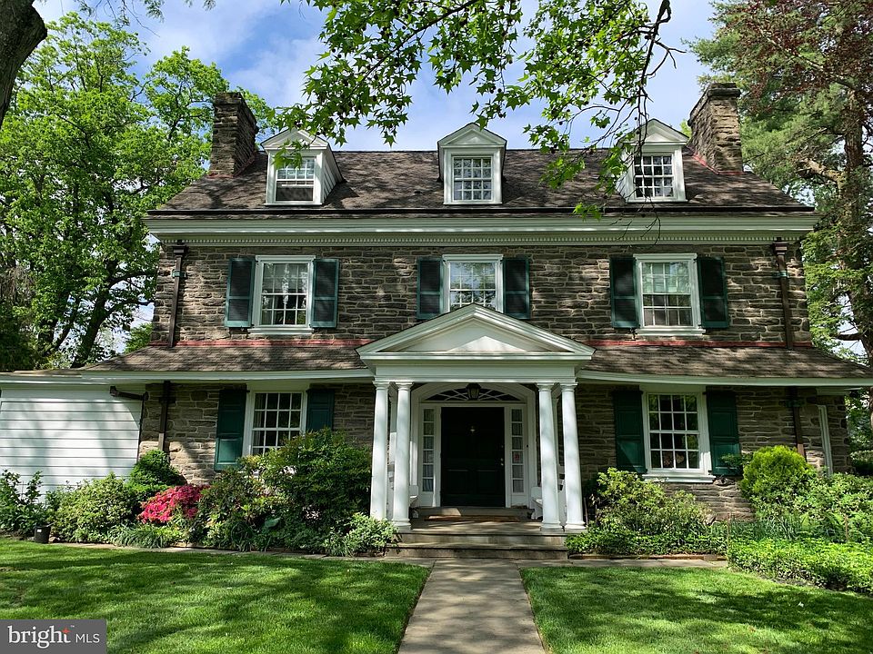 1st image of 8215-8215 Saint Martins Ln