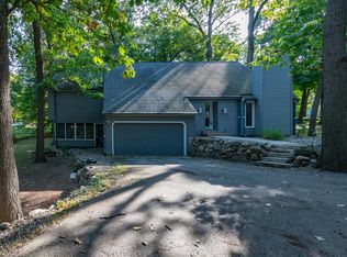 5418 Colony Woods Dr, Kalamazoo, MI 49009