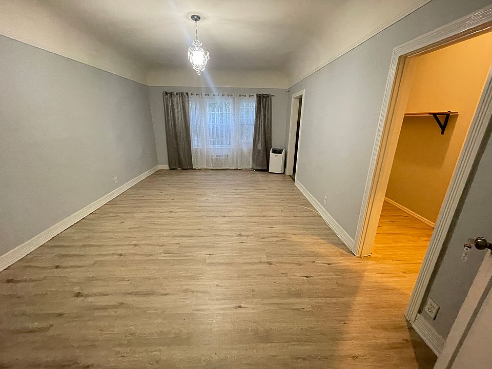 1st image of 1432 N Formosa Ave APT 06