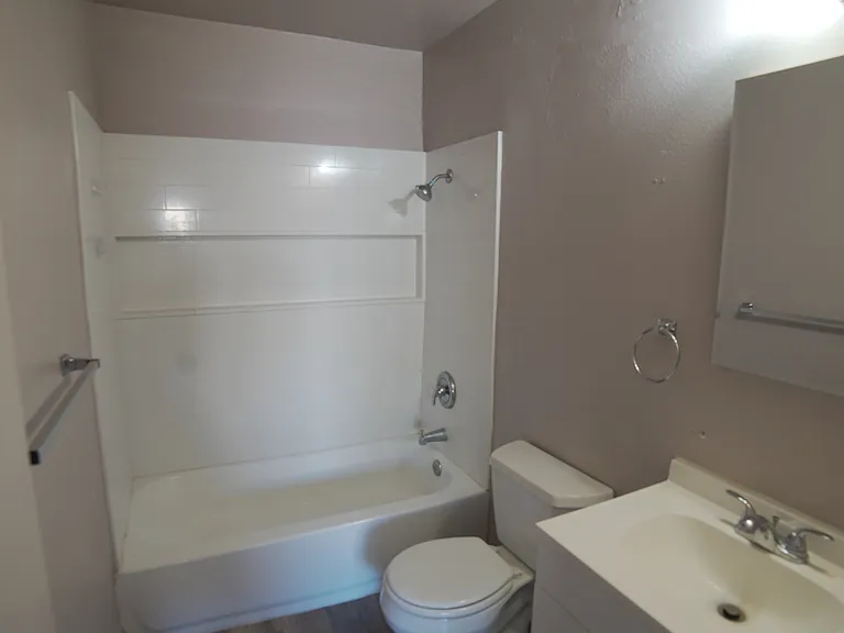 810 N Fig St #2 — Photo 6
