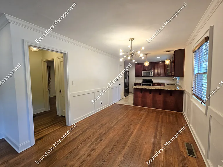 2533 Sylvan Rd — Photo 3