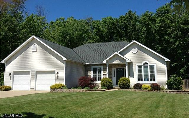 1st image of 338 Greenview Ct