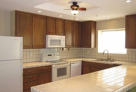 Large Kitchen