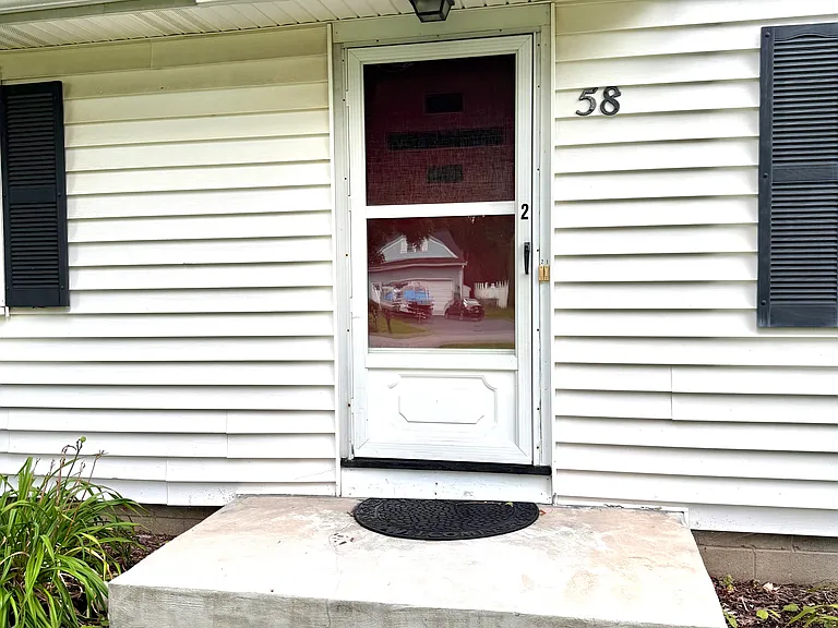 58 Sunnyside Ln #2 — Photo 4