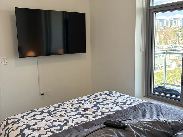 755 Harbourside Dr — Photo 13