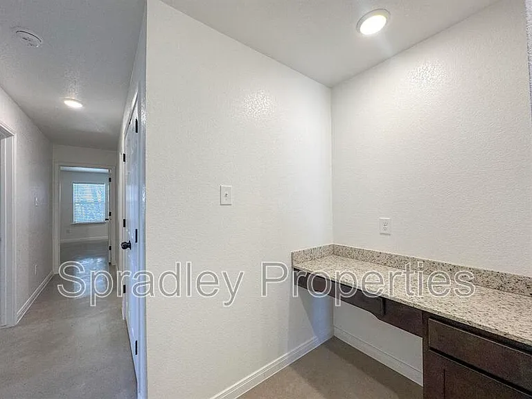 9110A Winding Ct — Photo 7