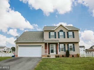 1891 Falcon Ln, Chambersburg, PA 17202