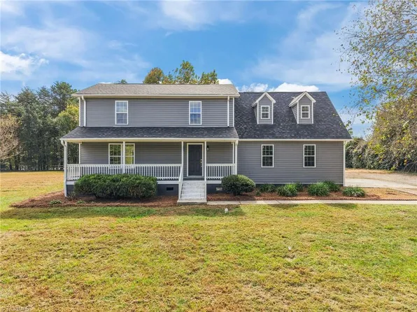 1327 State Highway 150, Summerfield, NC 27358