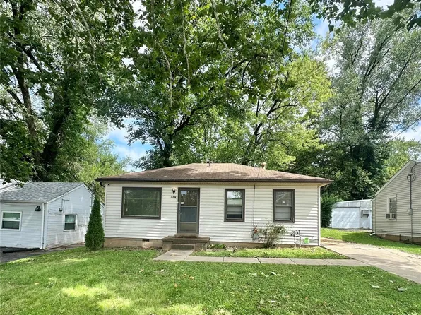 129 Flora Dr, Saint Louis, MO 63135