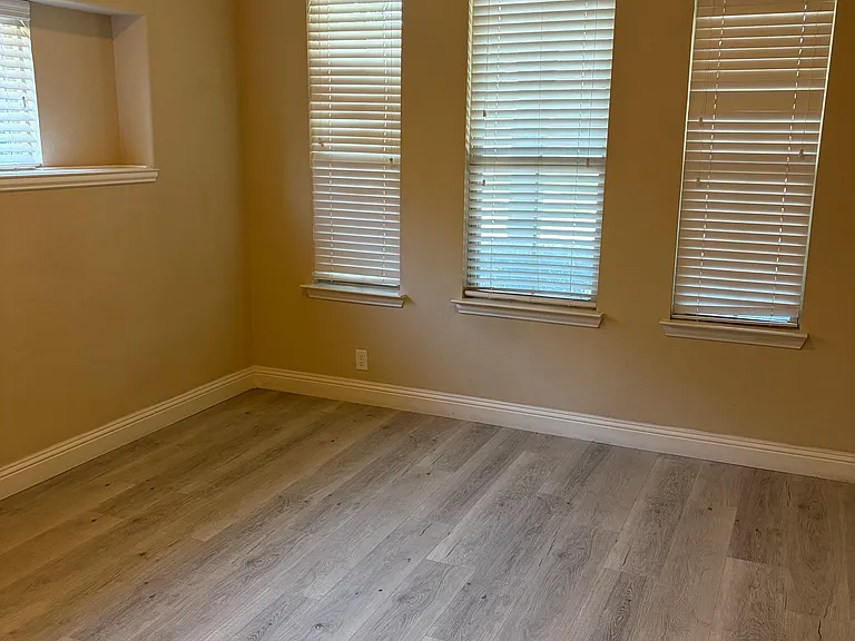 1116 Haskell Dr — Photo 35