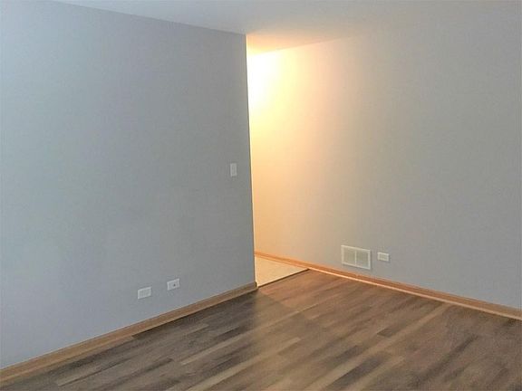 3rd image of 1822 Concord Dr #2