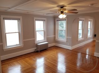 37 Grove St FLOOR 2, Lincoln, RI 02865