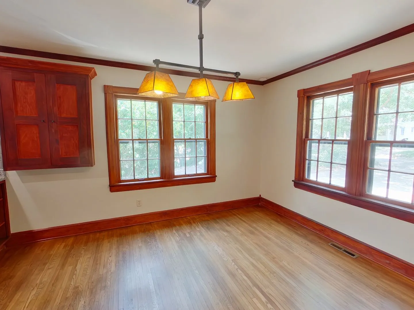 3431 E Pine St — Photo 4