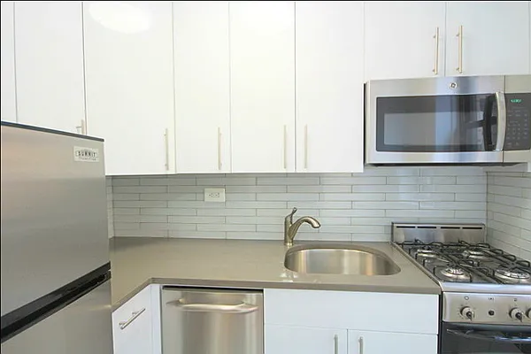 Rented by Compass | media 4