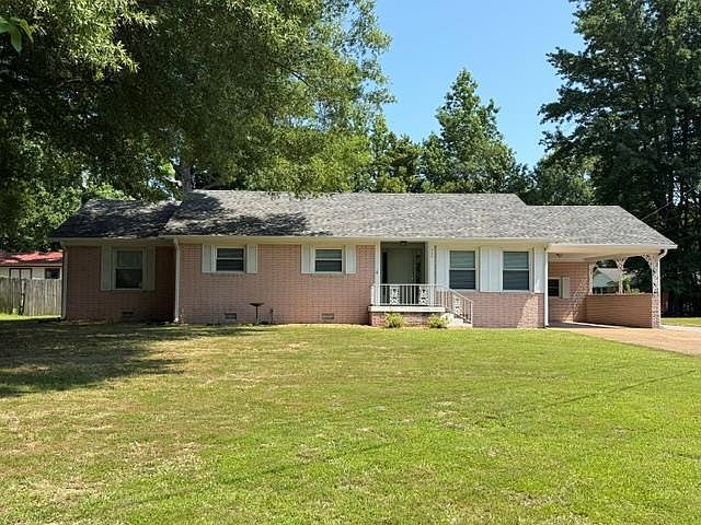 1st image of 504 Franklin Dr