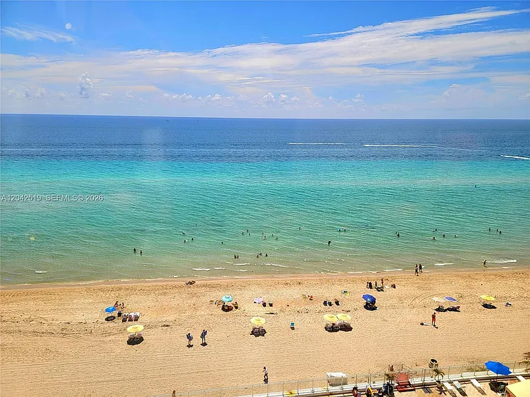 3505 S Ocean Dr #412 — Photo 1