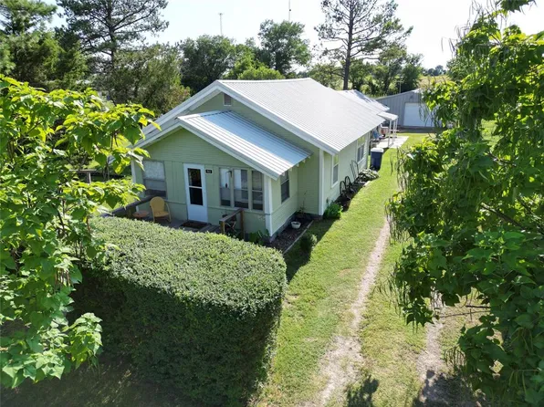 522 N Wewoka St, Wetumka, OK 74883