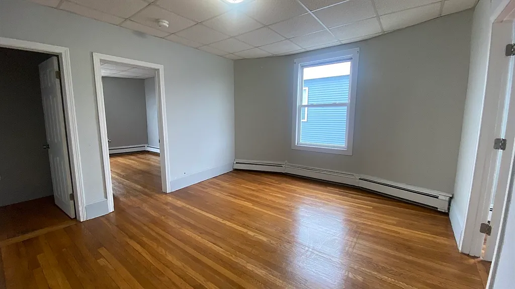Building Photo - 271 Shirley St #4