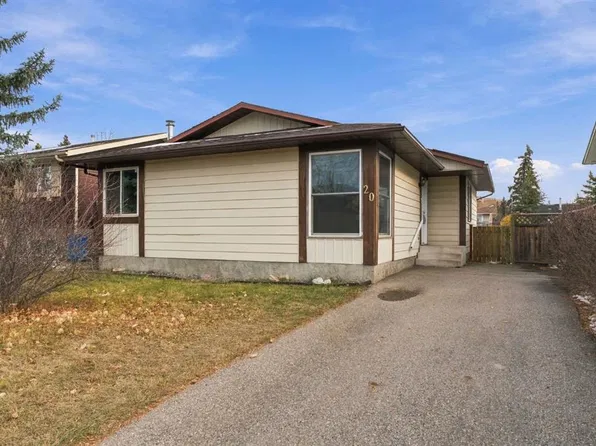 20 W Glenpatrick Pl, Cochrane, AB T4C 1H6