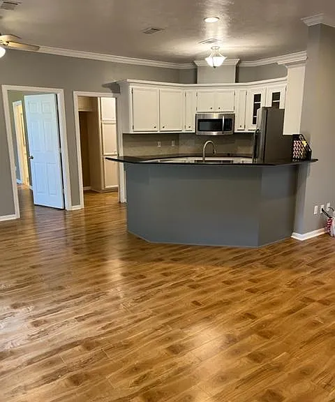 4109 Bedford Dr — Photo 10