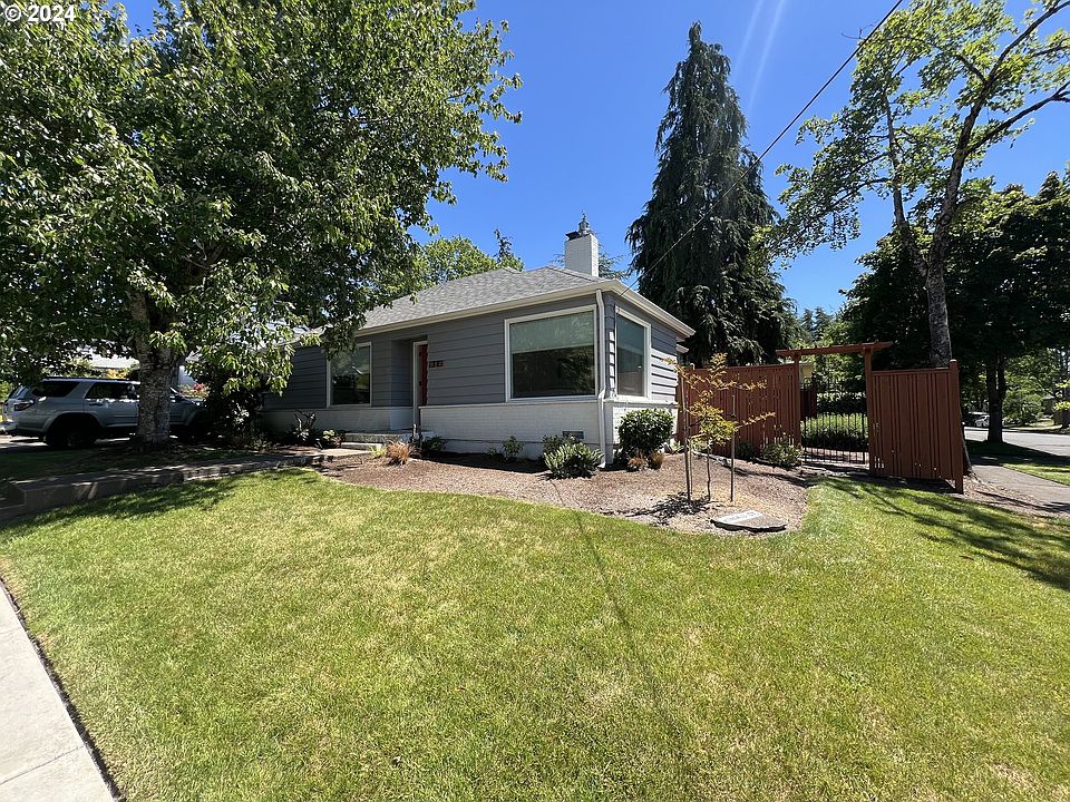 2nd image of 912 E 20th Ave
