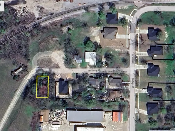 4311 McKinney St, Greenville, TX 75401
