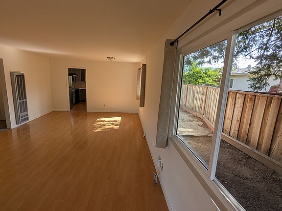 4th image of 4968 McCoy Ave