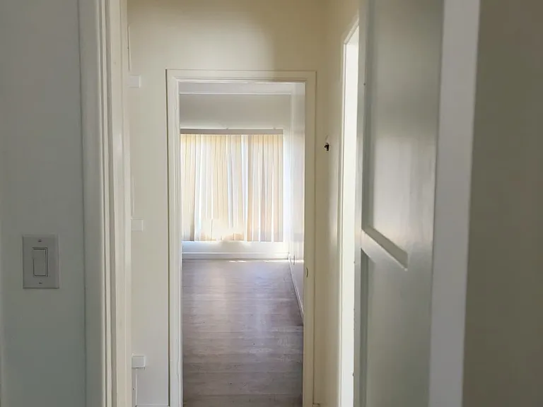 4767 San Vicente Blvd #6 — Photo 26