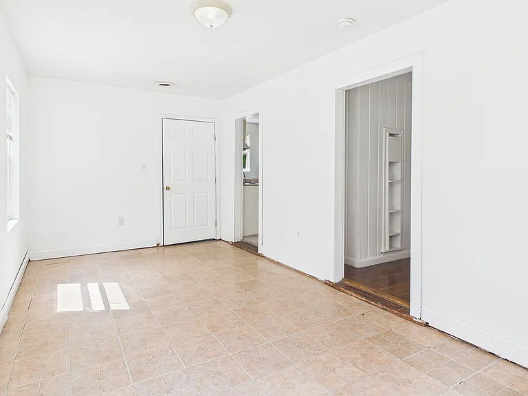 622 Fayette Ave — Photo 8