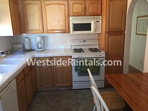 5th image of 117 Bay Shore Ave