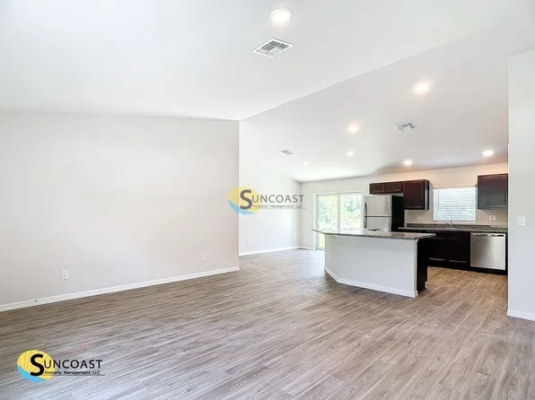 2626 W Castania Dr, Citrus Springs, FL 34434
