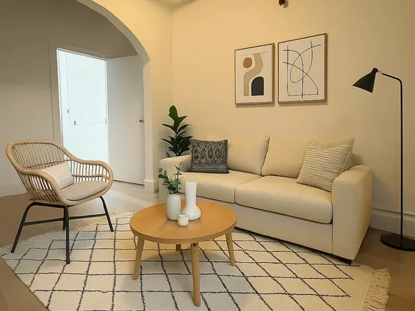 17 Thames Street image 6 of 7