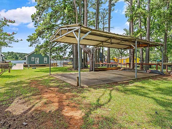 4th image of 2666 Aqua Vista Dr