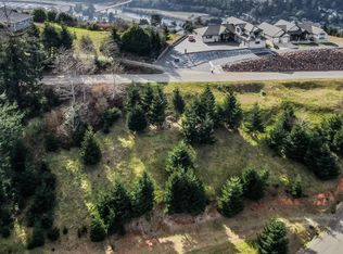 98034 Crown Terrace Rd, Brookings, OR 97415